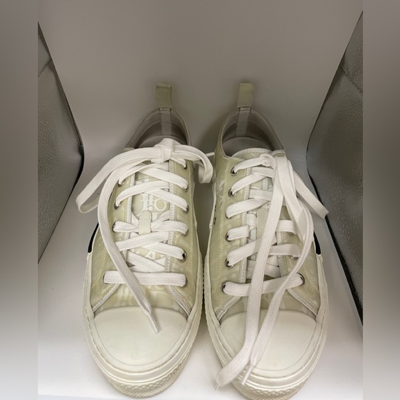 B23 OBLIQUE CANVAS SNEAKER - Picture 1 of 8